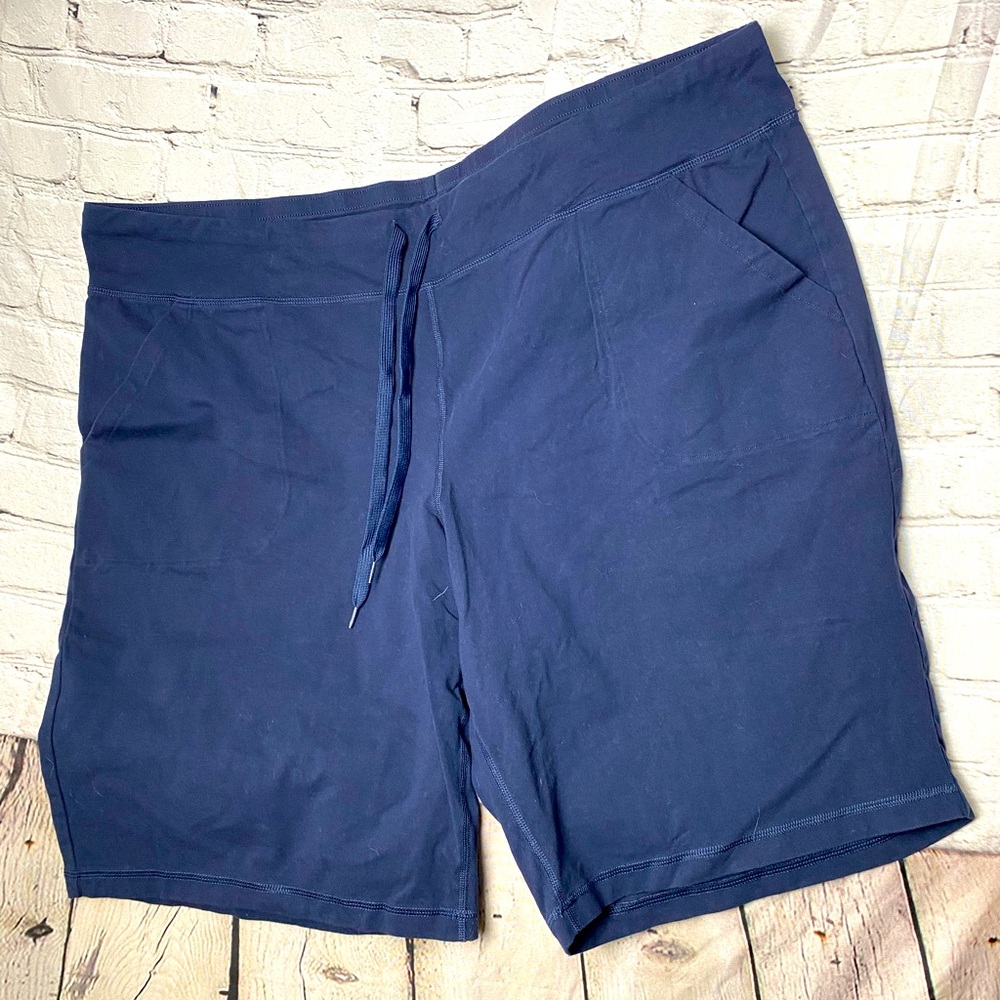 Blue long shorts, size 4x
